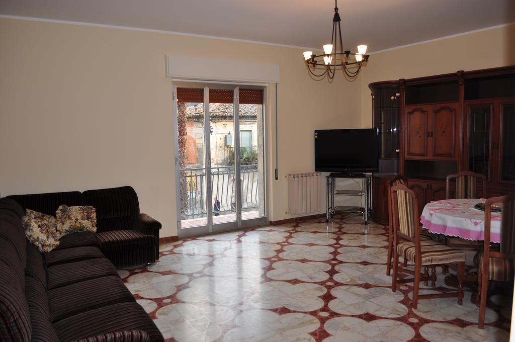 Casa Catena Francavilla di Sicilia Habitación foto